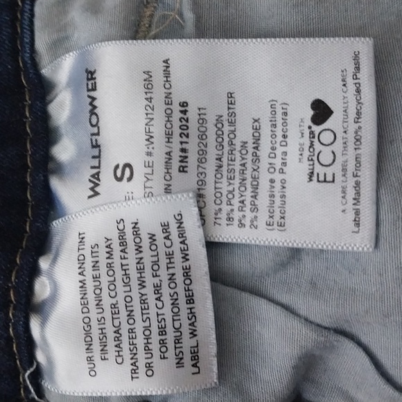 CLEARENCE! AUTHENTIC DENIM. WALLFLOWER. - Picture 8 of 10